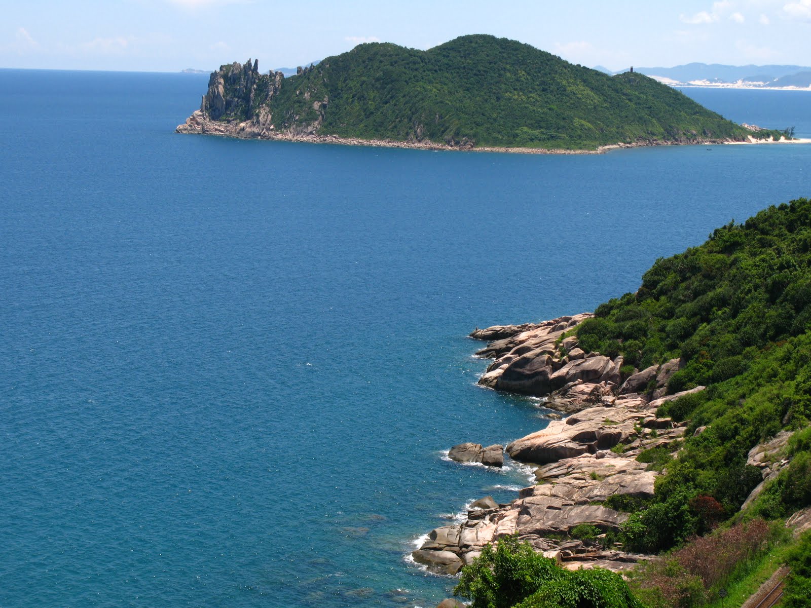 The Two Newly Discovered Islands Of Nha Trang 1 Vietnam Discovery